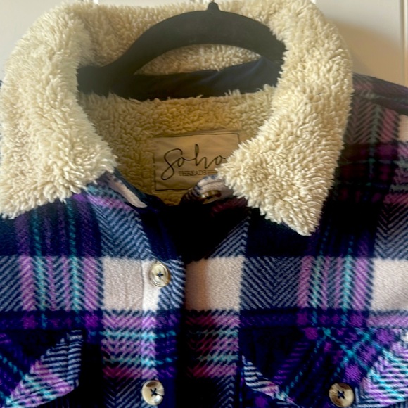 Jacket - Picture 2 of 4